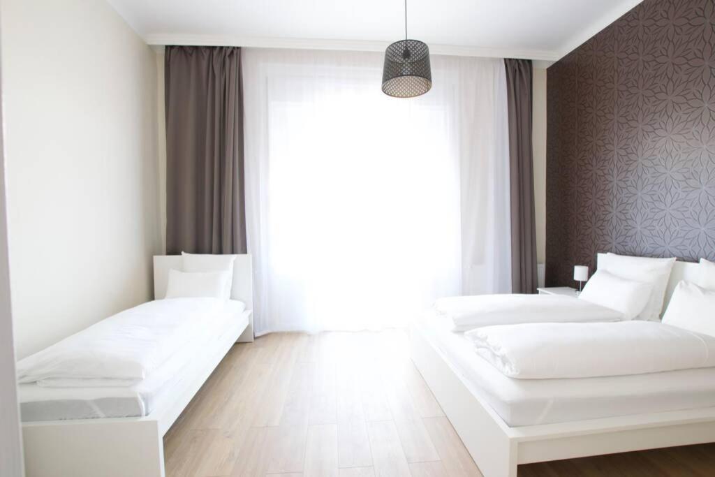 Premium Apartment By Hi5 - Astoria 4 Bedroom Budapest Exterior photo